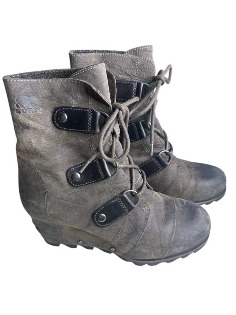 Sorel Women’s Joan of Arctic Wedge Mid Bootie. Size 38.5